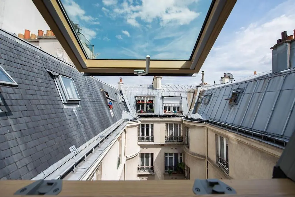 Rochechouart - Cosy Studio Near Montmartre 파리